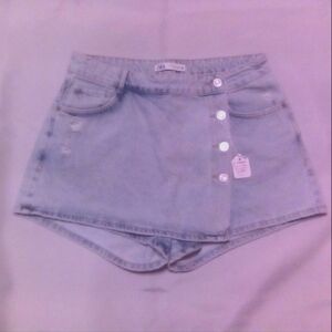 "ZARA" WRAP AROUND DENIM SKORT.